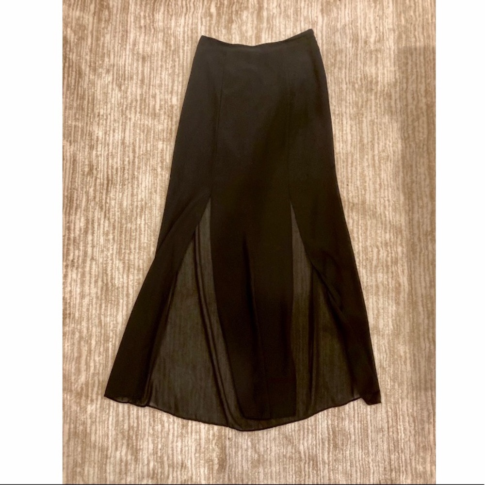 Black high waisted maxi skirt with 2 slits h&m sz4
